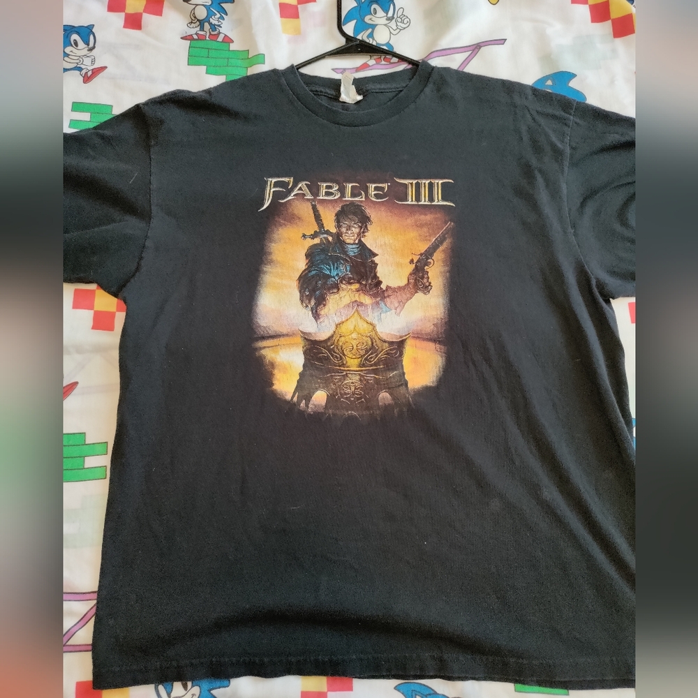 Fable III Y2K size x-large t-shirt